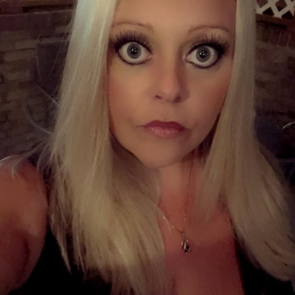 Meet your Posher, Christie